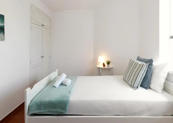 Juno * Atouguia Da Baleia